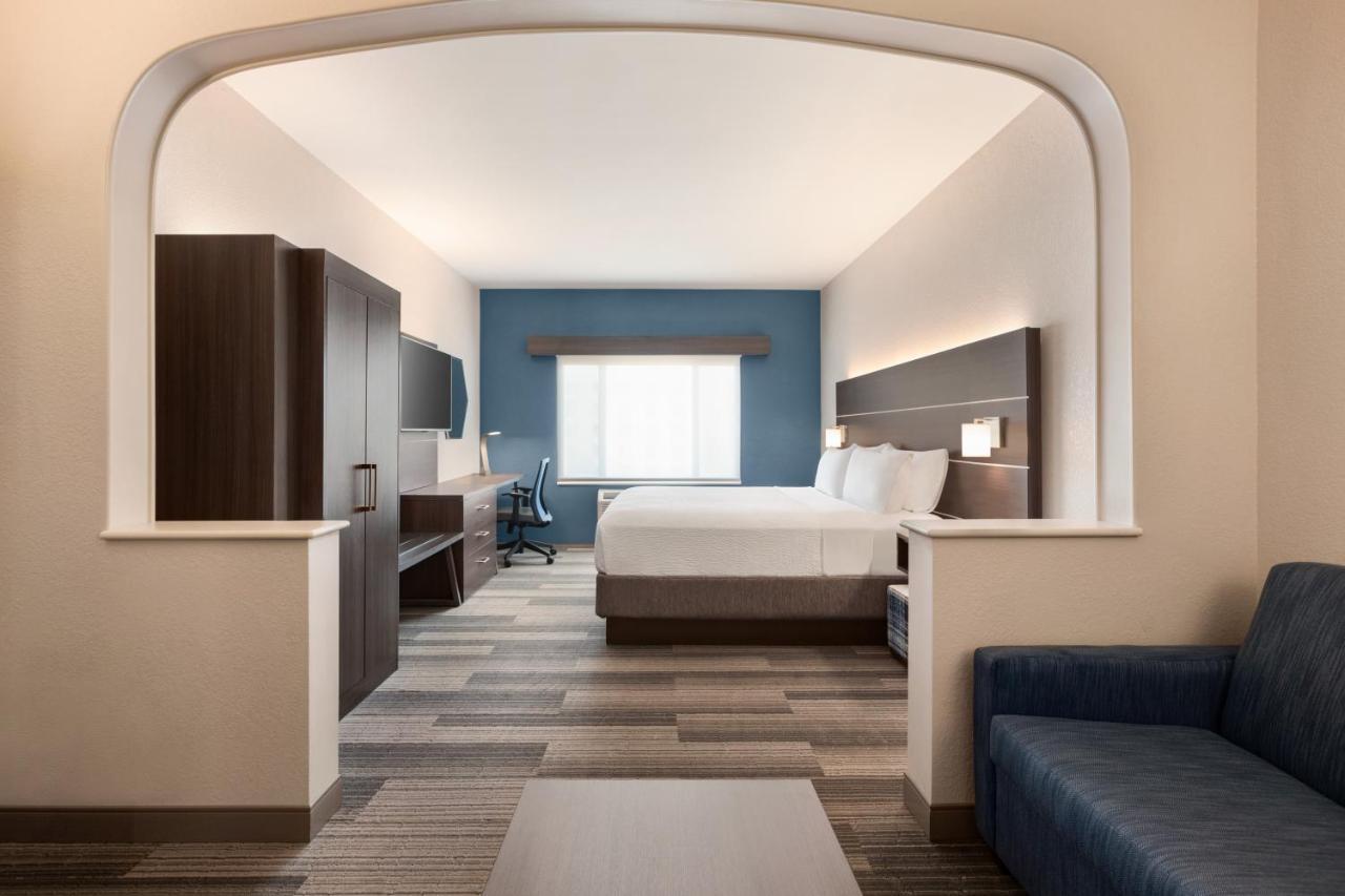Holiday Inn Express & Suites Denver Airport By Ihg Экстерьер фото