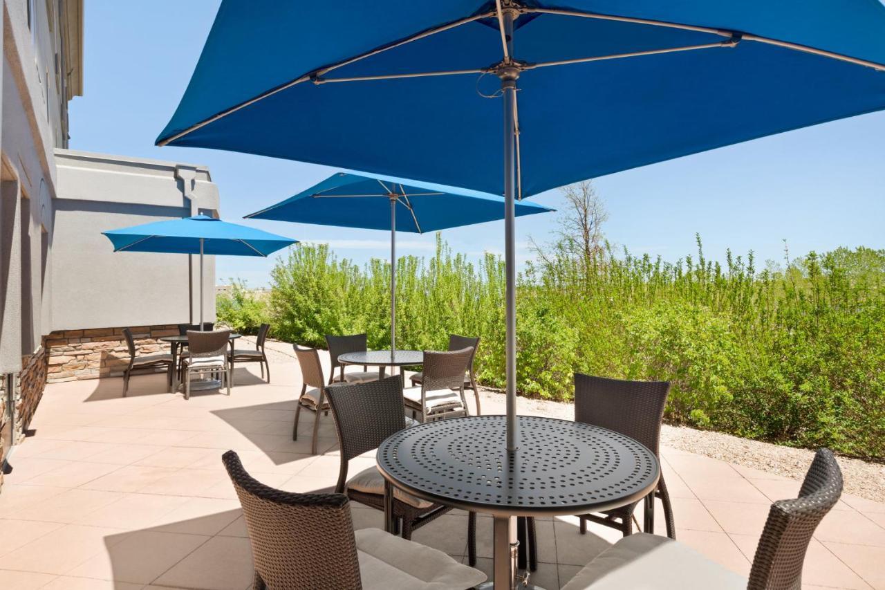Holiday Inn Express & Suites Denver Airport By Ihg Экстерьер фото