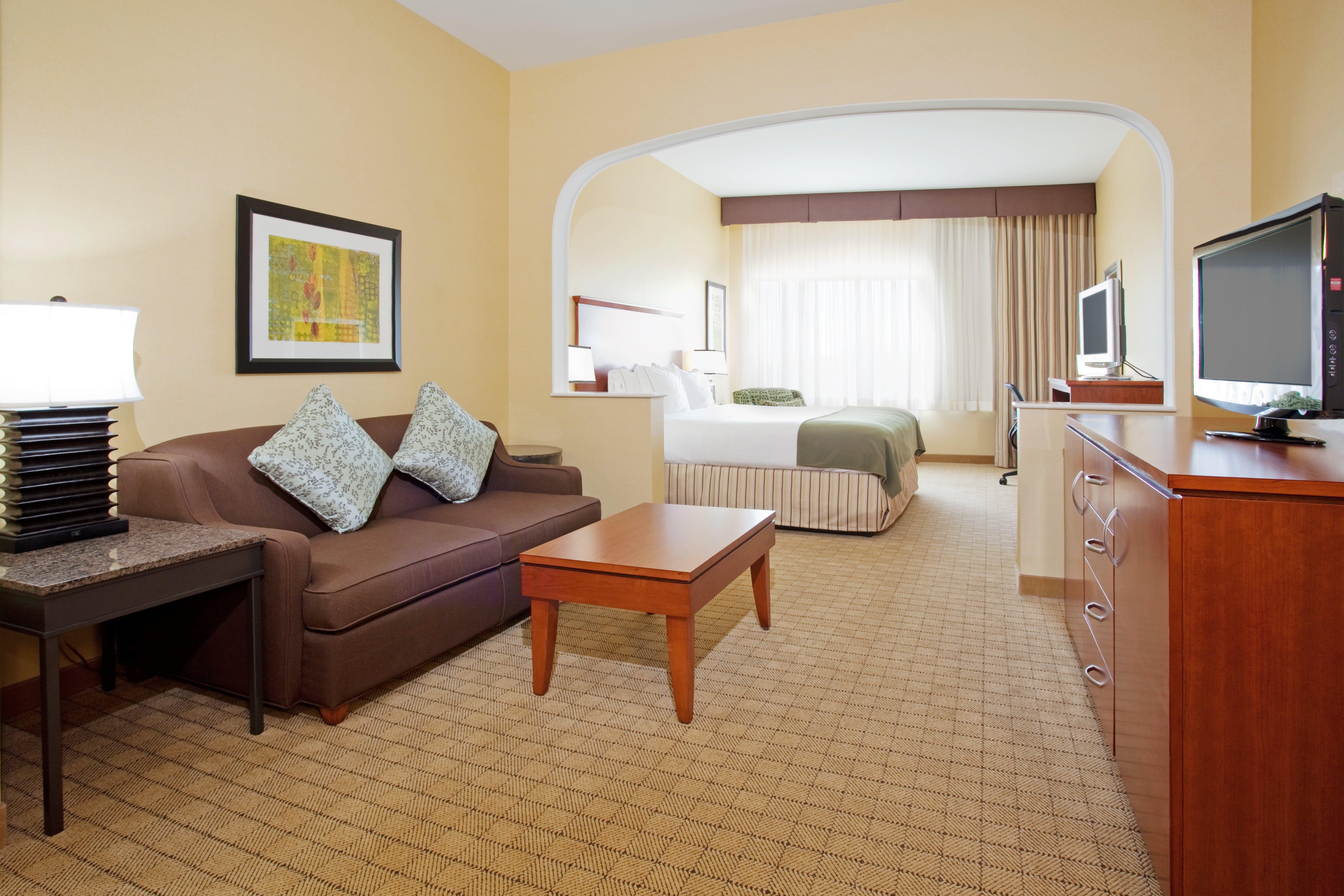 Holiday Inn Express & Suites Denver Airport By Ihg Экстерьер фото
